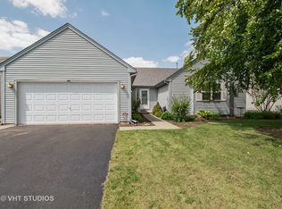 809 Rose Ln, Harvard, IL 60033