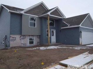 26571 9th St W, Zimmerman, MN 55398