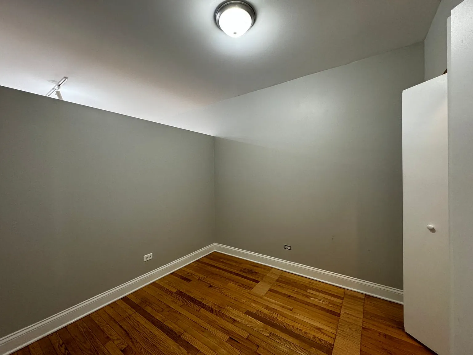 1 bed, 650 sqft, $1,700 — Photo 4