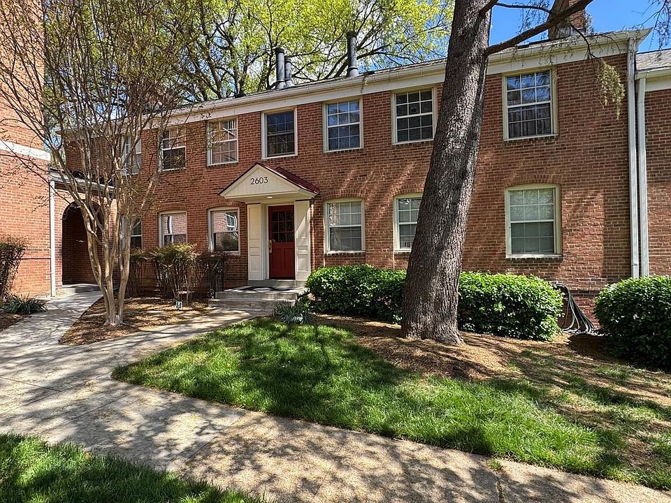 1st image of 2603 Arlington Blvd #39