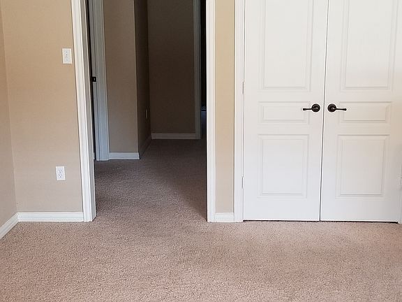 4th image of 1702 Summer Hill Ct