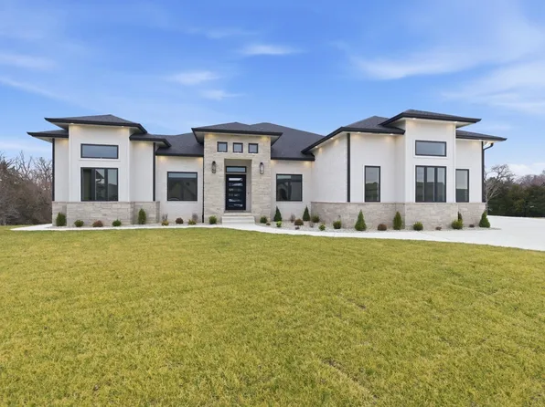 14125 E Willowgreen Cir, Wichita, KS 67230