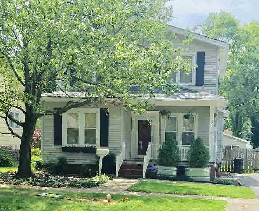 1st image of 721 S McKinley St