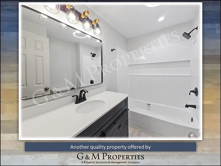 44 Chester Ave — Photo 20
