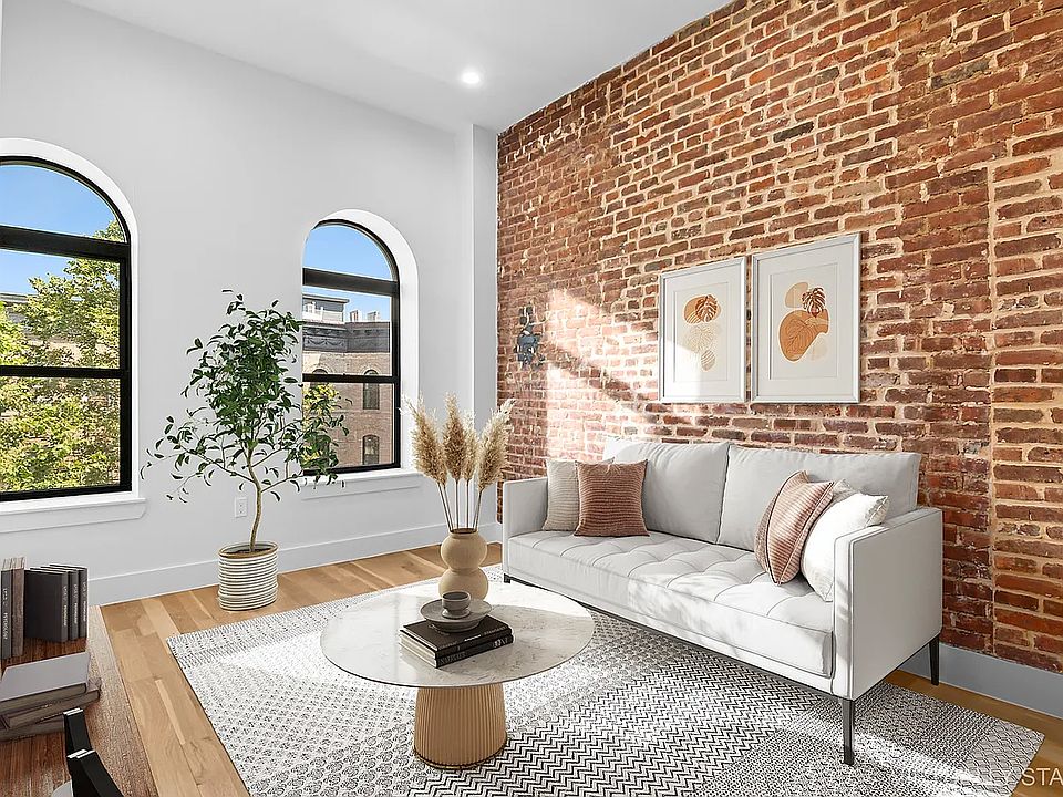 1st image of 1391 Jefferson Ave #3R