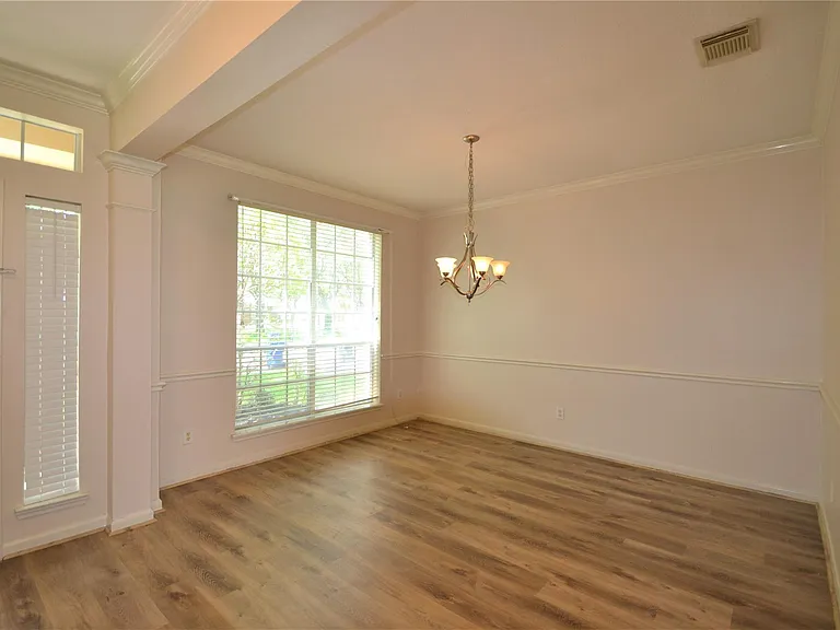 5007 Bellmead Dr — Photo 3