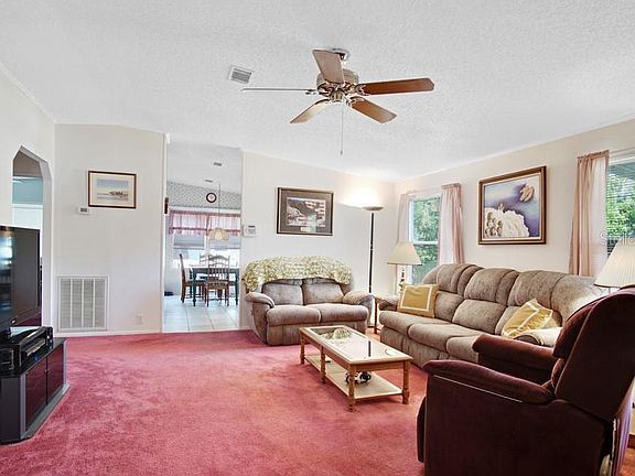 4th image of 18964 Lucy Ave