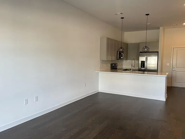 1677 54th Ave N #111 — Photo 4