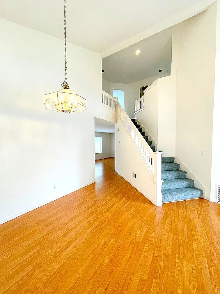 4 bed, 2.5 bath, 1797 sqft, $1,450 — Photo 2