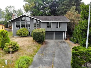 10710 NE 200th Pl, Bothell, WA 98011