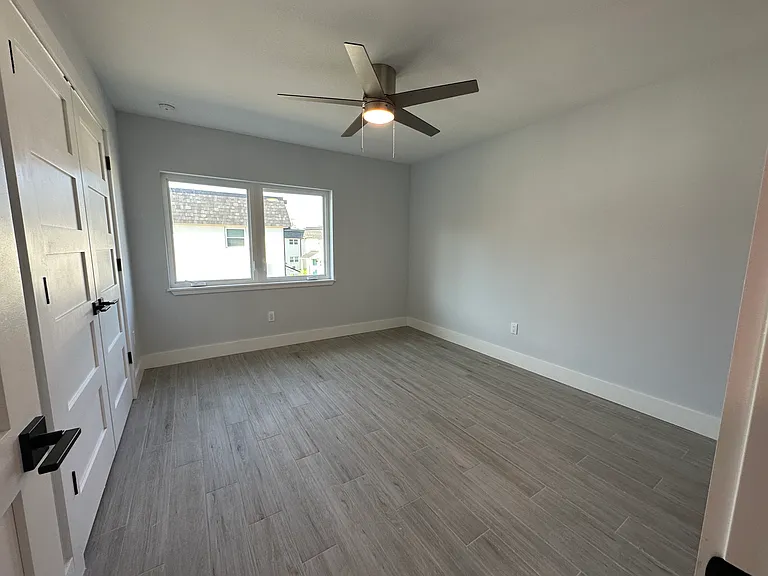 263 Sailfish Dr E — Photo 13