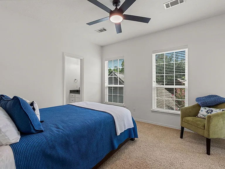 5094 Pleasure Lake Dr — Photo 32