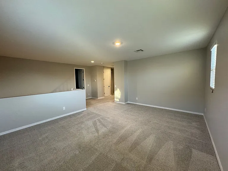 9353 E Saturn Ave — Photo 10