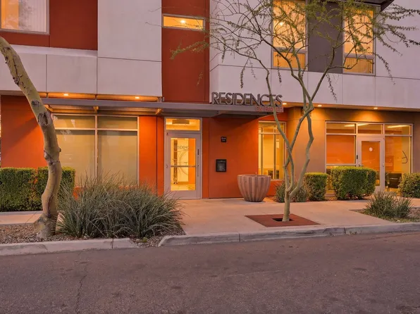 Elevate Your Urban Experience! Move in before the end of the month and get 10 weeks FREE Rent!