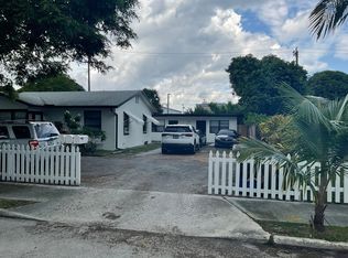 425 Avenida Hermosa #B, West Palm Beach, FL 33405