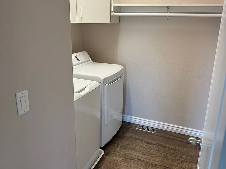 25084 E Pinewood Pl — Photo 15