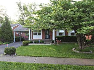 10109 Charleswood Rd, Louisville, KY 40229