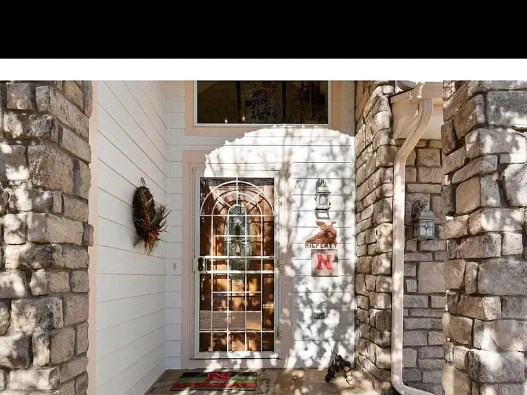 6975 Nile Ct — Photo 2