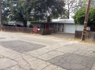 2910 Irwin Rd, Redding, CA 96002