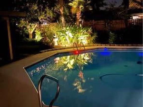 2nd image of 2826 Lido Blvd