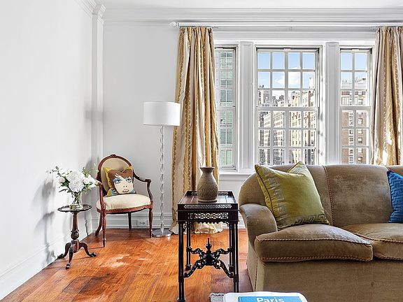 3rd image of 865 Park Ave #7W