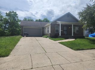 194 E Savannah St, Detroit, MI 48203