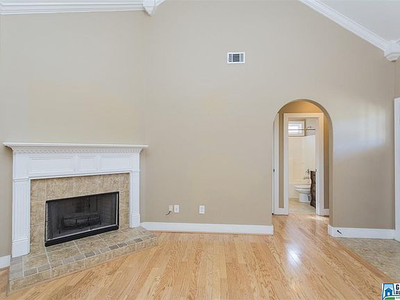 4th image of 209 Rossburg Dr