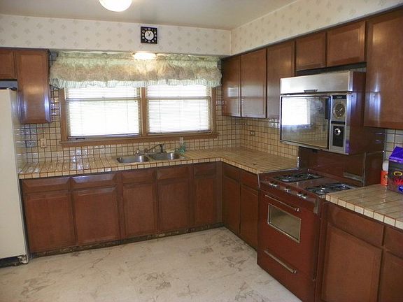 5th image of 10329 S Karlov Ave