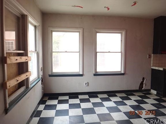 4th image of 4446 E Illinois Ave