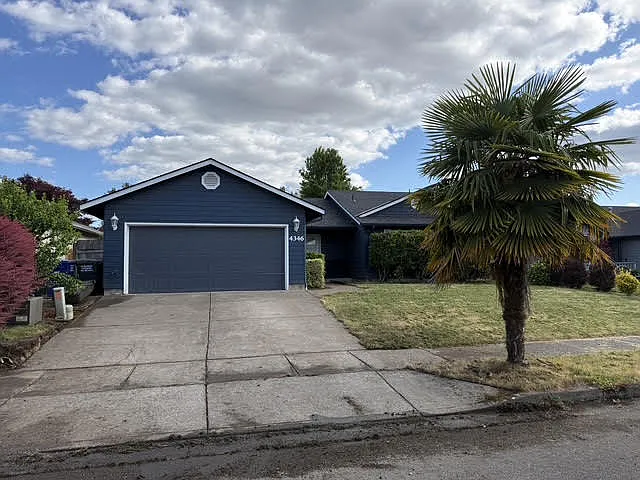 4346 Rogets Ct NE — Photo 2