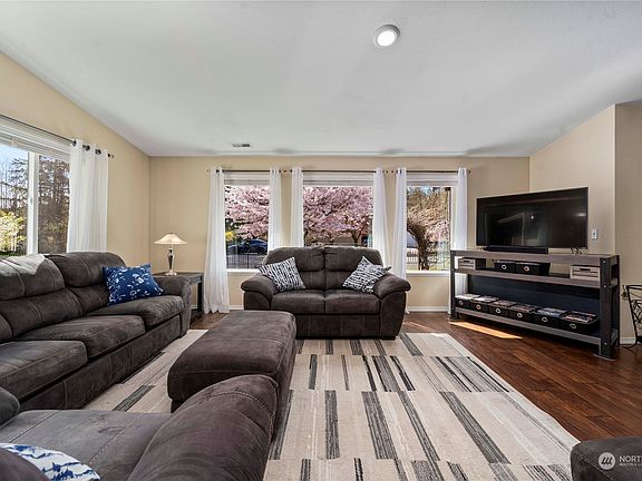 5th image of 5211 146th Street Ct E
