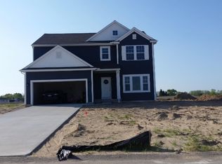 12102 Russell Rdg, Cedar Springs, MI 49319