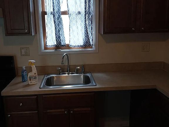 2nd image of 1230 Park Ave