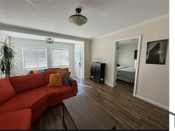 1400 Shafter Ave, San Francisco, CA 94124