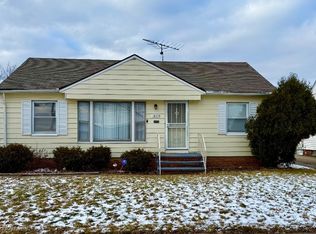 18719 Garden Blvd, Cleveland, OH