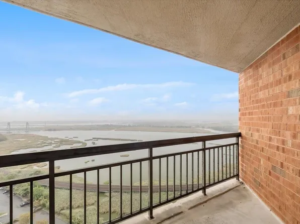 2006 Harmon Cove Tower image 16 of 43