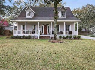 1205 Captain O'Neal Dr, Daphne, AL 36526