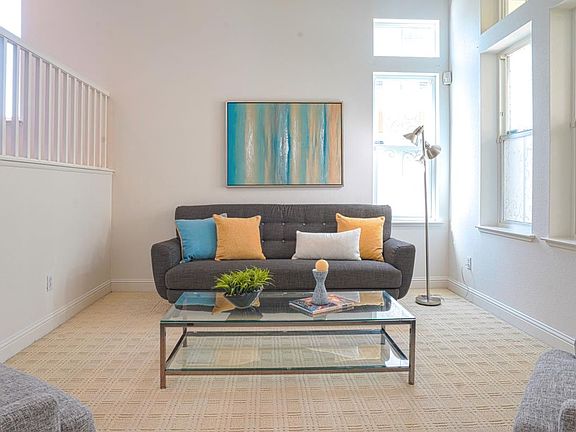 2nd image of 301 Destino Cir