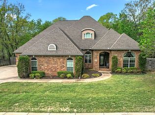 2737 N Signet Pl, Fayetteville, AR 72703