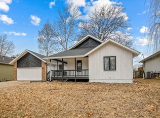 2145 S Todd Ave, Springfield, MO 65807