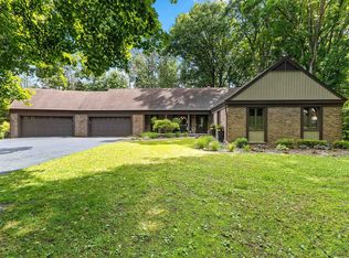 899 Pine Hill Dr, Oneida, WI 54155