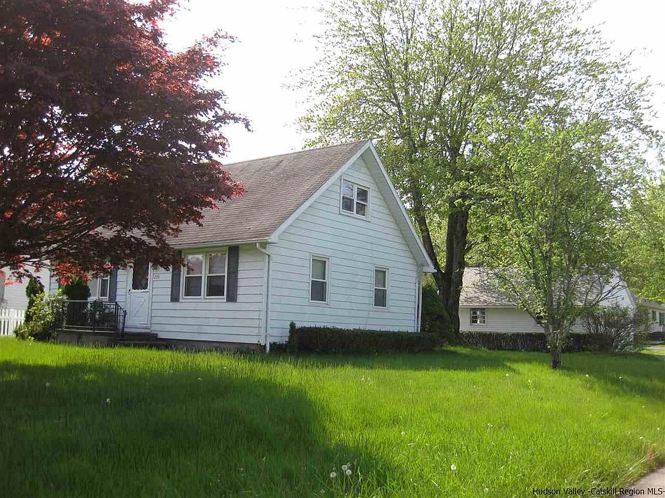 1st image of 239 Glasco Tpke