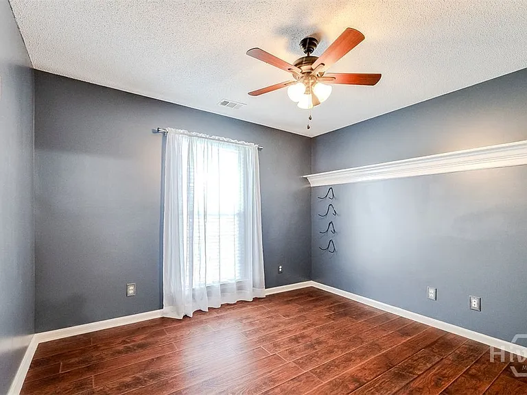 119 Mill Ct — Photo 24