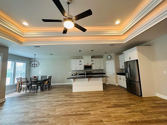 4th image of 2501 Capstone Dr