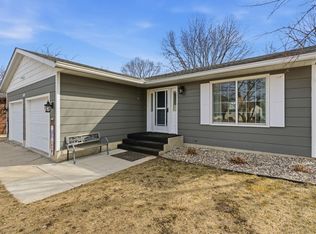 409 Boulder St SW, Hutchinson, MN 55350