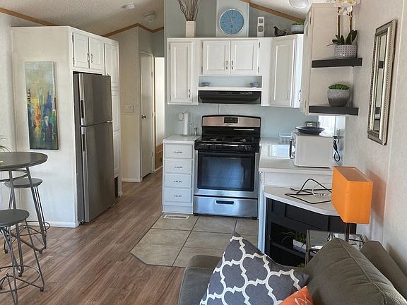 3rd image of 840 N Twin Lakes Dr #236