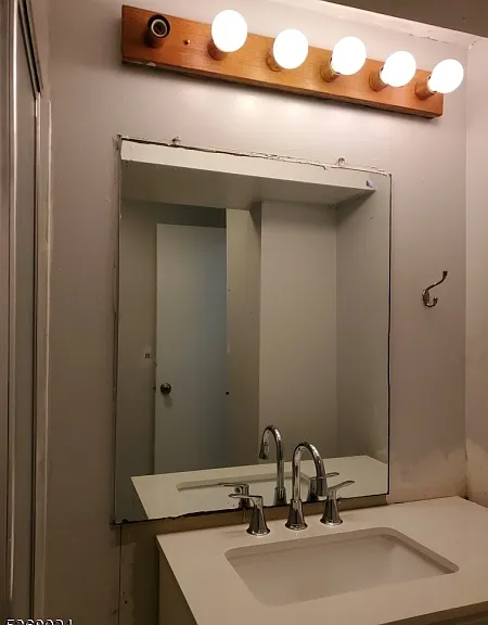 81 Western Ave — Photo 15