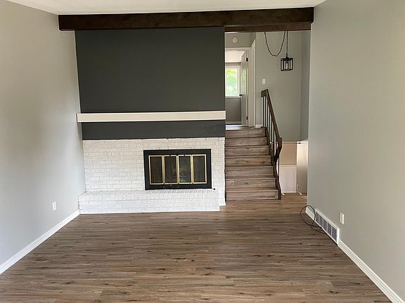 4th image of 3308 Melody Ln
