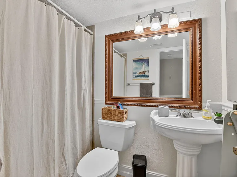 21895 Lake Forest Cir #201 — Photo 16