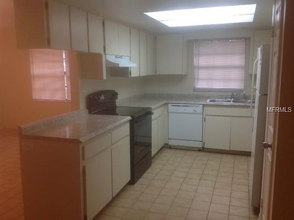 2nd image of 10410 N Ojus Dr